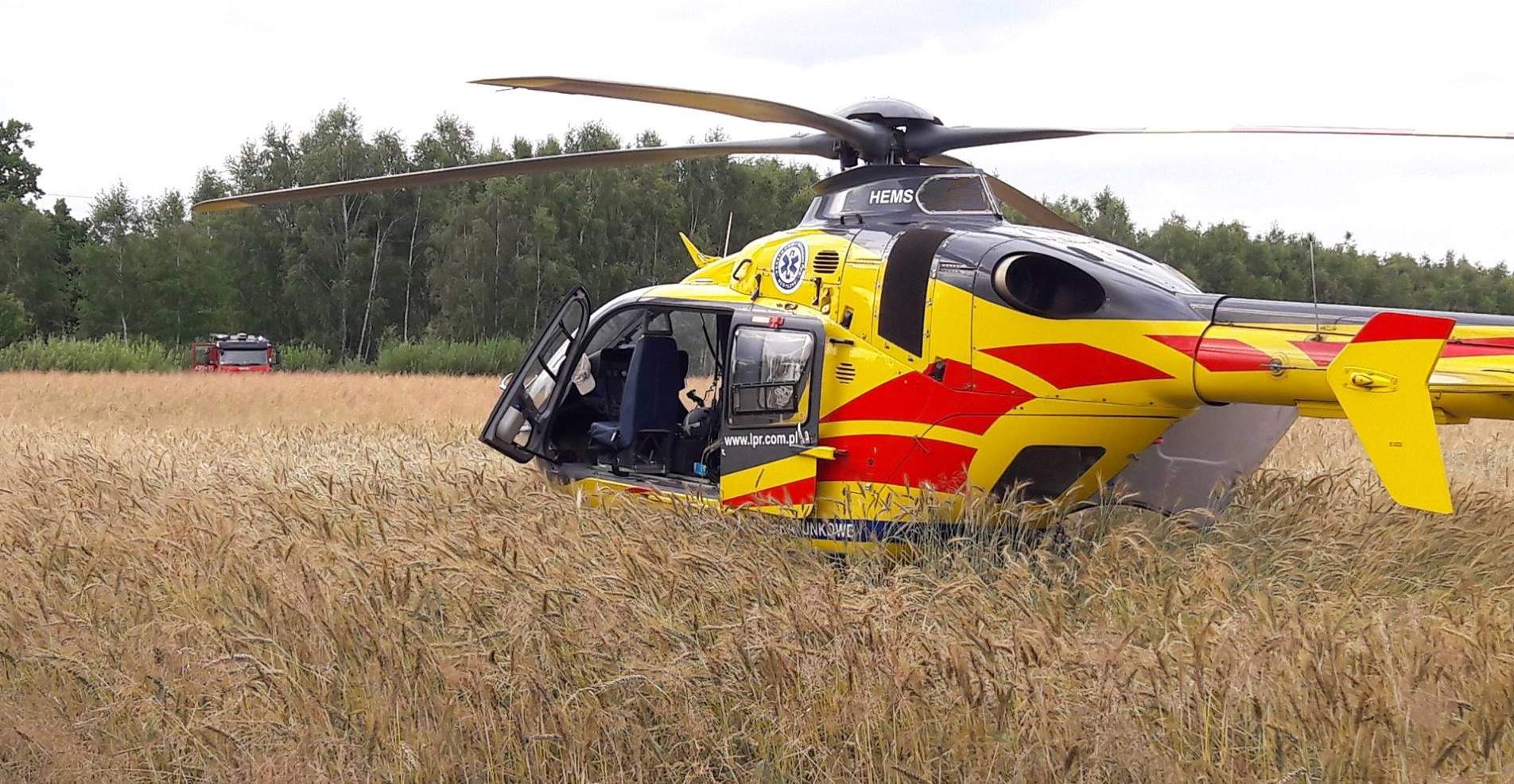 Lotnicze Pogotowie Ratunkowe zabrało 7-letniego chłopa z poważnymi obrażeniami do szpitala w Rzeszowie