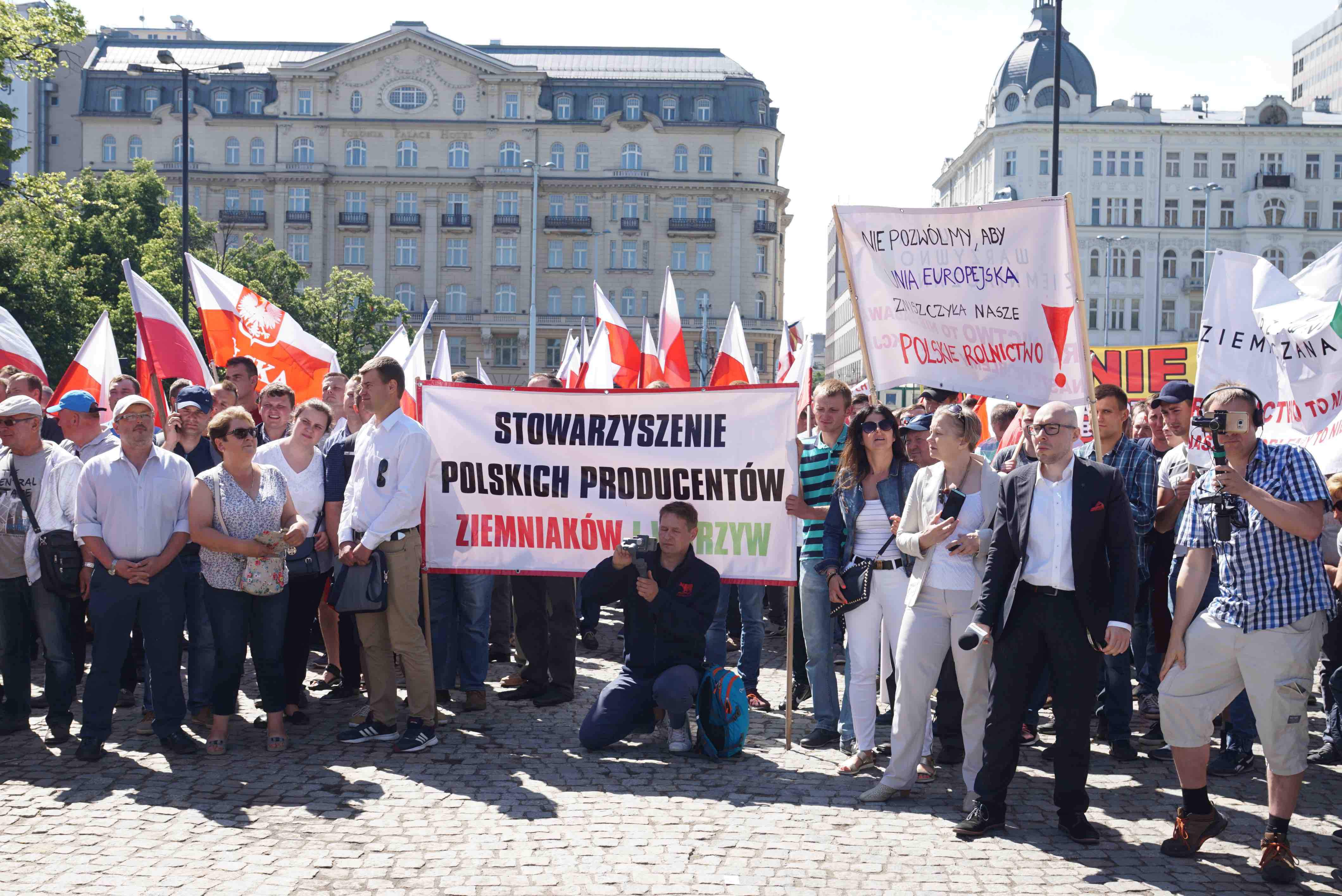 Protest rolników w Warszawie relacjonowały także telewizja i radio