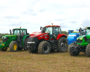TOP 10 ciągników: jakie traktory wybierali rolnicy w kwietniu 2021?