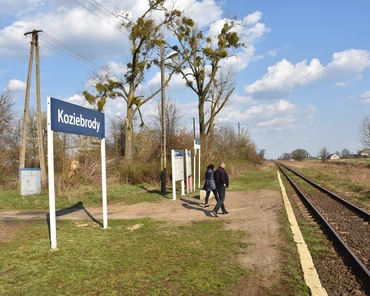 Na Mazowszu we wsi Koziebrody przystanek kolejowy jest w szczerym polu. Czy to się zmieni?