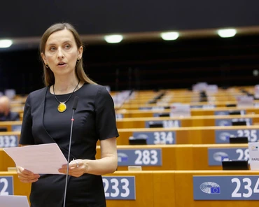 Sylwia Spurek chce zakazu promocji mięsa i mleka. Porównuje je do papierosów