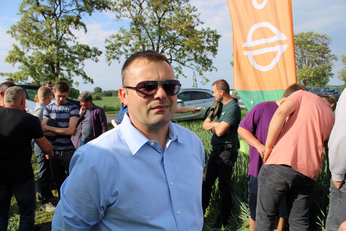Grzegorz Bielecki zapowiada, że w swoim gospodarstwie będzie sprawdzał rozwiązania bio proponowane przez Osadkowski SA