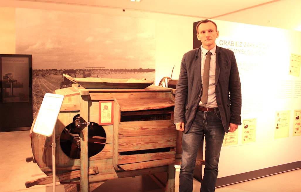 Dr Mariusz Niestrawski oprowadził nas po wystawie, na którą serdecznie zaprasza, kiedy muzeum będzie już otwarte