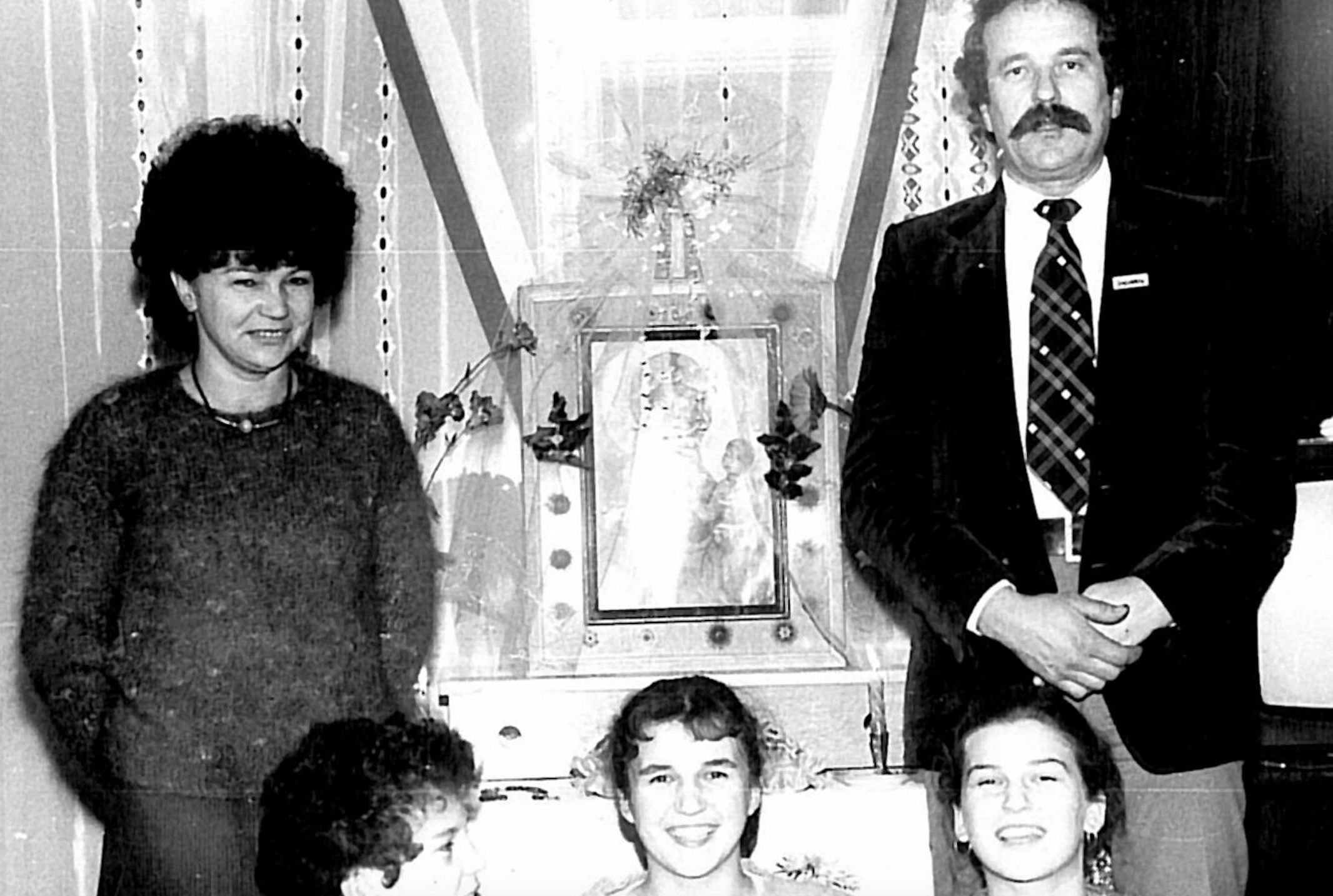 Maria Majdańska z mężem Stanisławem i dziećmi. W roli matki spełniała się równie intensywnie, co w roli patriotycznej nauczycielki