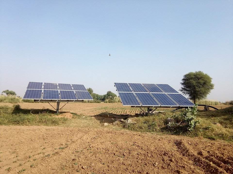 Moc instalacji fotowoltaicznej w gospodarstwie rolnym powinna zależeć od średniego zużycia energii elektrycznej