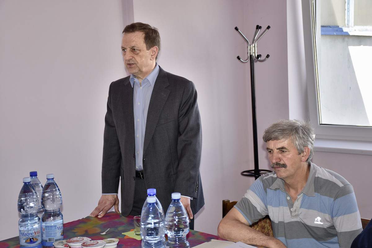 Od lewej: prezes OSM Ozorków Tadeusz Nadrowski, przewodniczący rady nadzorczej Mieczysław Abramczyk