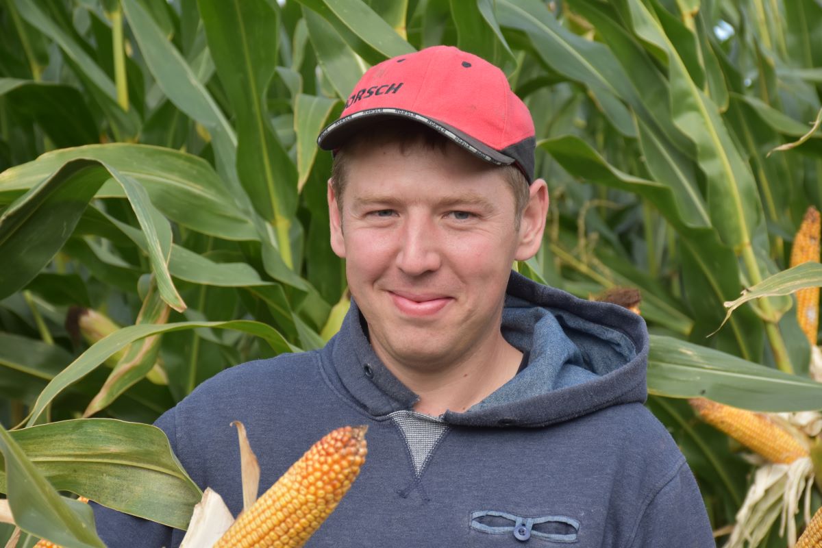 Rafał Cybula, producent kukurydzy w miejscowości Szerokopas