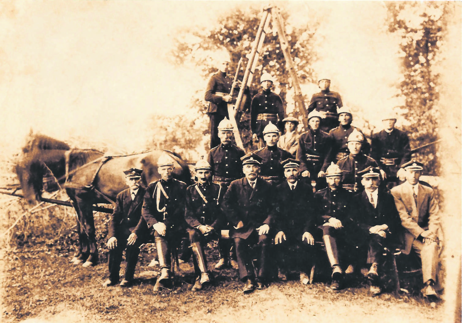 Pierwsza drużyna OSP Trojanów i jej założyciele, 1924 rok