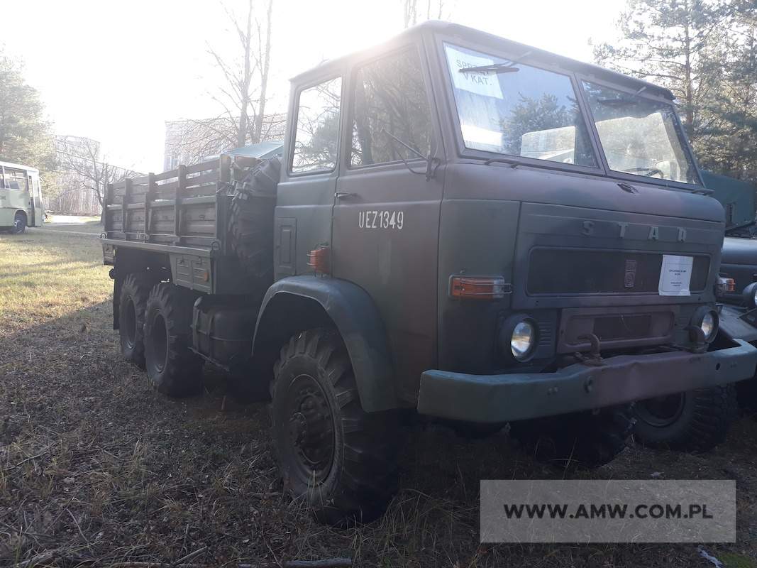 Oddział Regionalny Agencji Mienia Wojskowego w Zielonej Górze oferuje kilka samochodów ciężarowych